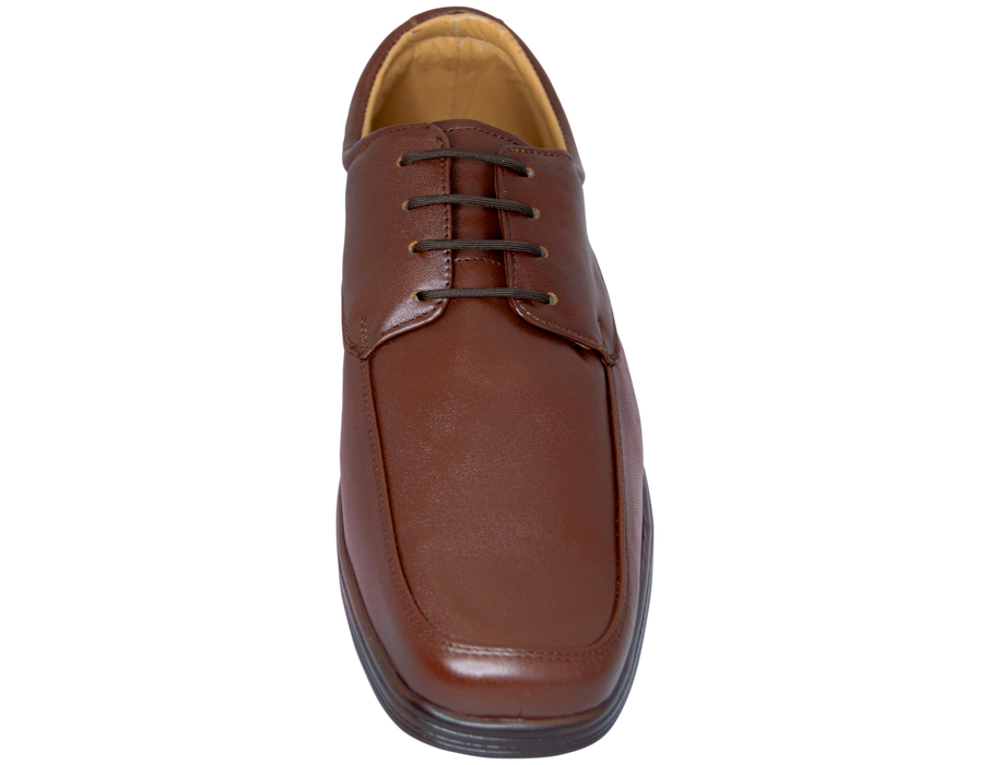 Oscar Cassini ¡Descubre la comodidad definitiva para tus pies con nuestro calzado de primera calidad! Calzado mexicano hecho en León Gto. 100% piel con suela ultra ligera, te ofrecemos una selección excepcional de zapatos diseñados para brindar un confort inigualable en cada paso que des.