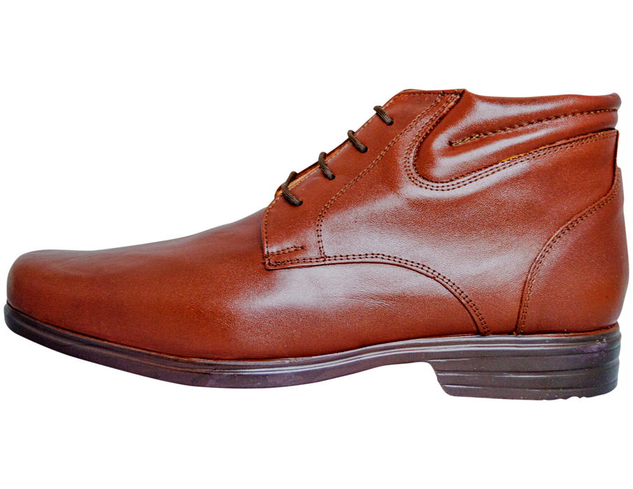 Oscar Cassini ¡Descubre la comodidad definitiva para tus pies con nuestro calzado de primera calidad! Calzado mexicano hecho en León Gto. 100% piel con suela ultra ligera, te ofrecemos una selección excepcional de zapatos diseñados para brindar un confort inigualable en cada paso que des.