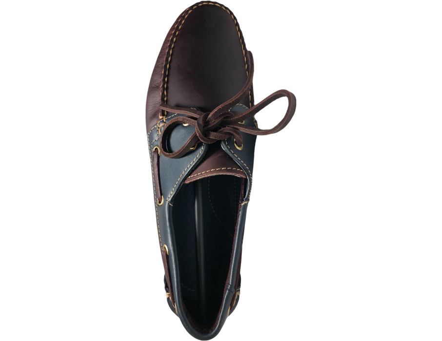 Zapatos Náuticos hechos cien por ciento de piel, calzado artesanal hecho a mano. Zapatos fabricados en León, Gto. Calzado tipo top sider. DISEÑO 100% DE PIEL NATURAL. Creado pensando en ti para entregarte la más alta CALIDAD del mercado con un estilo único en piel que hace al calzado suave, flexible, pero sobre todo resistente.