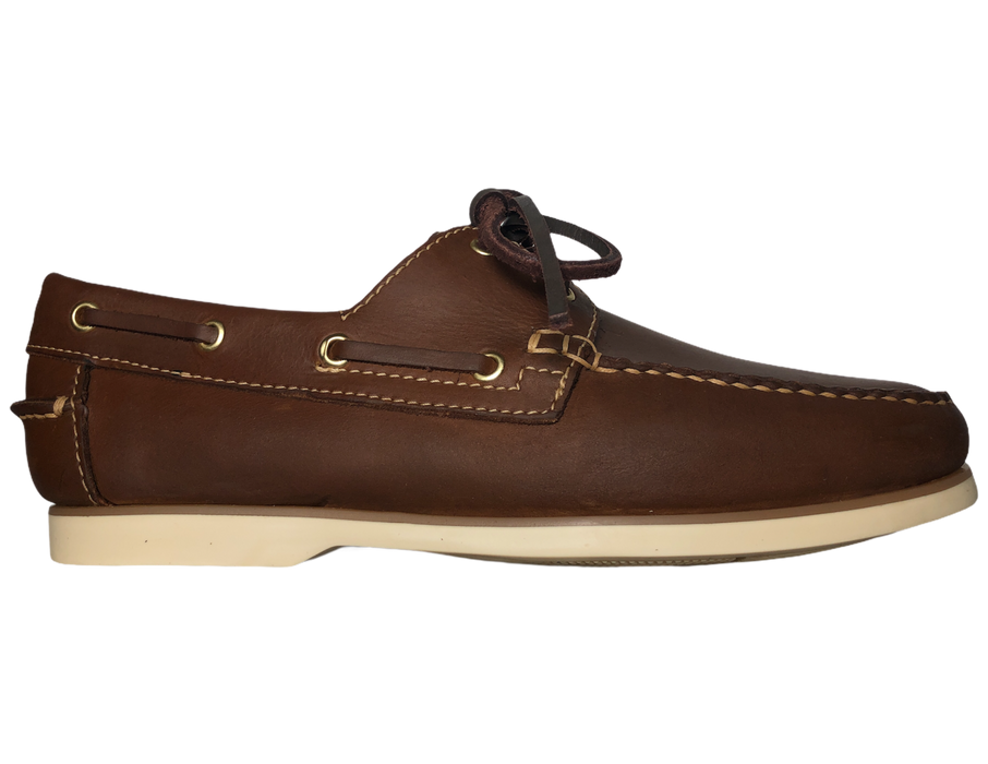Zapatos Náuticos hechos cien por ciento de piel, calzado artesanal hecho a mano. Zapatos fabricados en León, Gto. Calzado tipo top sider. DISEÑO 100% DE PIEL NATURAL. Creado pensando en ti para entregarte la más alta CALIDAD del mercado con un estilo único en piel que hace al calzado suave, flexible, pero sobre todo resistente.