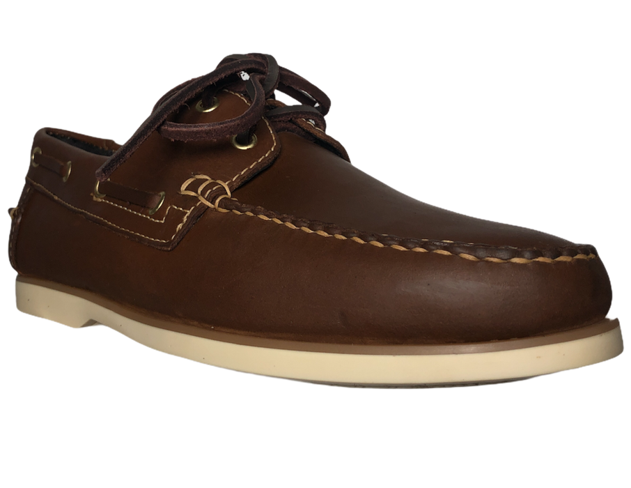 Zapatos Náuticos hechos cien por ciento de piel, calzado artesanal hecho a mano. Zapatos fabricados en León, Gto. Calzado tipo top sider. DISEÑO 100% DE PIEL NATURAL. Creado pensando en ti para entregarte la más alta CALIDAD del mercado con un estilo único en piel que hace al calzado suave, flexible, pero sobre todo resistente.