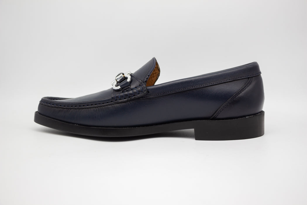 Mocasines de piel para hombres: calzado casual y formal de alta calidad  Mocasines de piel para hombres: calzado casual y formal de alta calidad, hechos con materiales de primera calidad  Mocasines de piel para hombres: el calzado perfecto para cualquier ocasión
