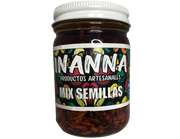 Salsas Inanna nos enorgullecemos de seleccionar los ingredientes más frescos y naturales para crear estas salsas de chiles, libres de conservantes y aditivos artificiales. Cada una de nuestras variantes tiene un perfil de sabor distintivo que se adapta a una amplia variedad de platillos, lo que las convierte en un complemento esencial para tu cocina