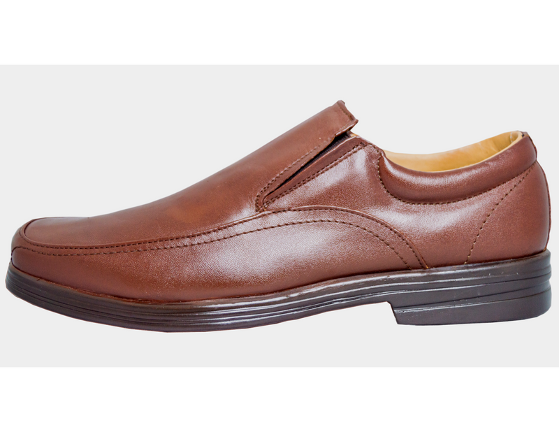 Oscar Cassini ¡Descubre la comodidad definitiva para tus pies con nuestro calzado de primera calidad! Calzado mexicano hecho en León Gto. 100% piel con suela ultra ligera, te ofrecemos una selección excepcional de zapatos diseñados para brindar un confort inigualable en cada paso que des.