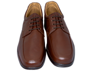 Oscar Cassini ¡Descubre la comodidad definitiva para tus pies con nuestro calzado de primera calidad! Calzado mexicano hecho en León Gto. 100% piel con suela ultra ligera, te ofrecemos una selección excepcional de zapatos diseñados para brindar un confort inigualable en cada paso que des.