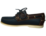 Zapatos Náuticos hechos cien por ciento de piel, calzado artesanal hecho a mano. Zapatos fabricados en León, Gto. Calzado tipo top sider. DISEÑO 100% DE PIEL NATURAL. Creado pensando en ti para entregarte la más alta CALIDAD del mercado con un estilo único en piel que hace al calzado suave, flexible, pero sobre todo resistente.