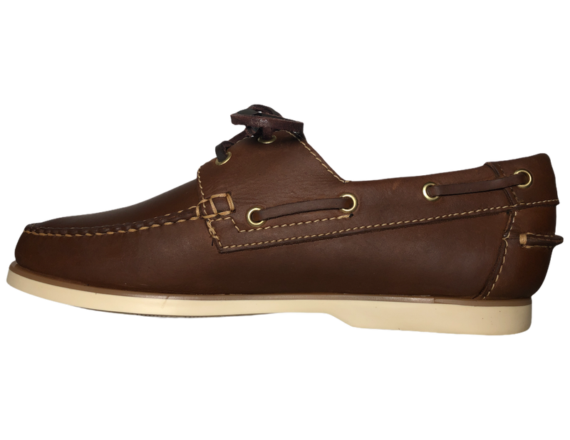Zapatos Náuticos hechos cien por ciento de piel, calzado artesanal hecho a mano. Zapatos fabricados en León, Gto. Calzado tipo top sider. DISEÑO 100% DE PIEL NATURAL. Creado pensando en ti para entregarte la más alta CALIDAD del mercado con un estilo único en piel que hace al calzado suave, flexible, pero sobre todo resistente.