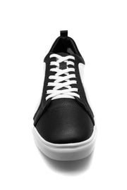 Tenis casual hecho 100% de piel con suela de TR ultra ligera.Colores: MielPiel de res con forro porcino. iKual Empresa 100% Mexicana, nuestros productos están elaborados 100% en México DISEÑO: Tenis casual para caballero color bronce, ajuste en agujetas. MATERIALES: Están elaborados con 100% de piel de res de la más alta calidad por lo que te serán muy duraderos.  Enlatiendita.com calzado zapatos moda tenis de vestir Compra a meses sin intereses ó 5 Quincenas con Aplazos 